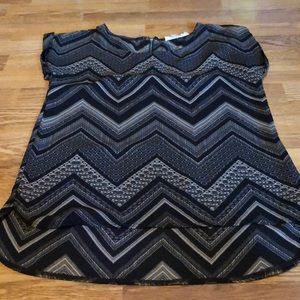 Pink republic size small black/tan design top